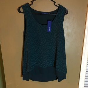 NWT Beautiful Deep Emerald Light Flowy Open Back